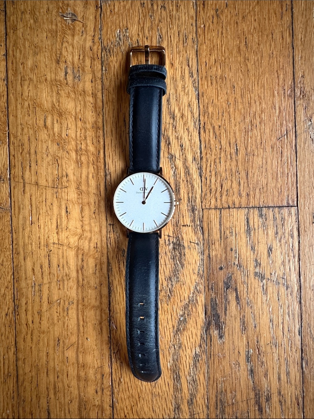 Daniel Wellington Rose Gold Case Navy Leather Watch